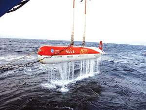 全球首艘智能型无人系统科考母船珠海云交付使用可搭载多种无人探测装备(图1)