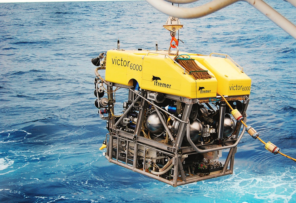 日美联手开辟深海采矿战线产业链困局如何破？高市早苗访美观察(图1)