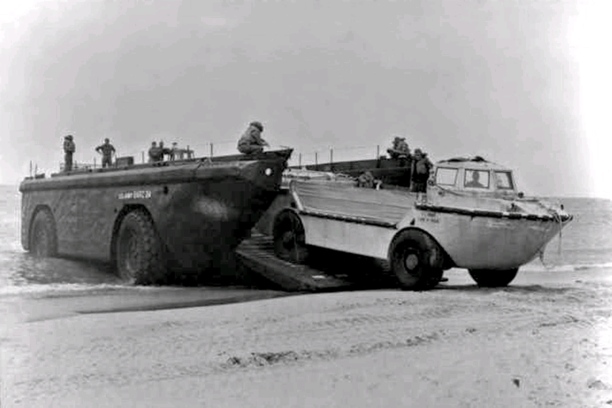 海上钻井平台半潜式平台自升式液压升降厂家(图1)